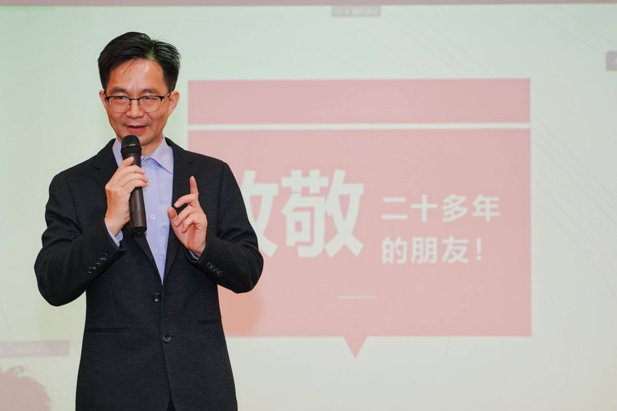 方總.jpg 方總.jpg
